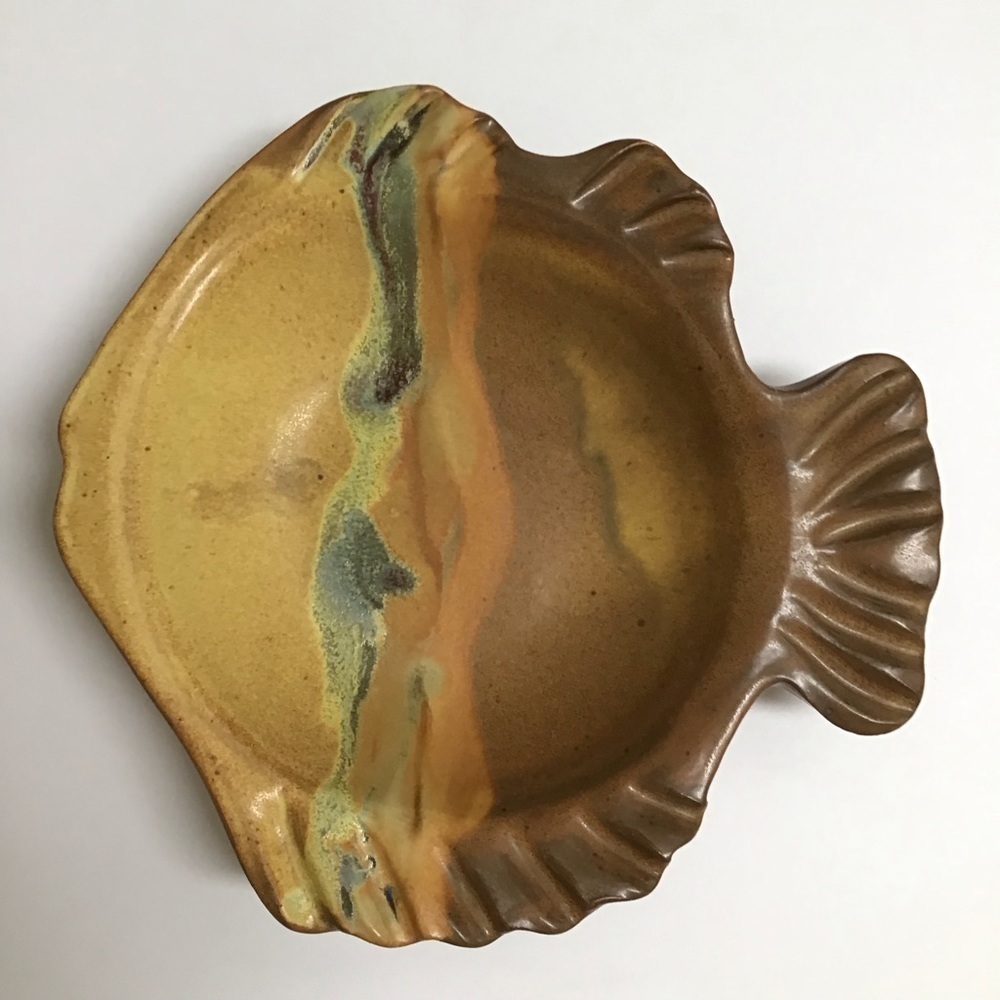 Fish Pottery Dish SIGNED Studio Large Plate Earth Tones Stoneware Florida Beach